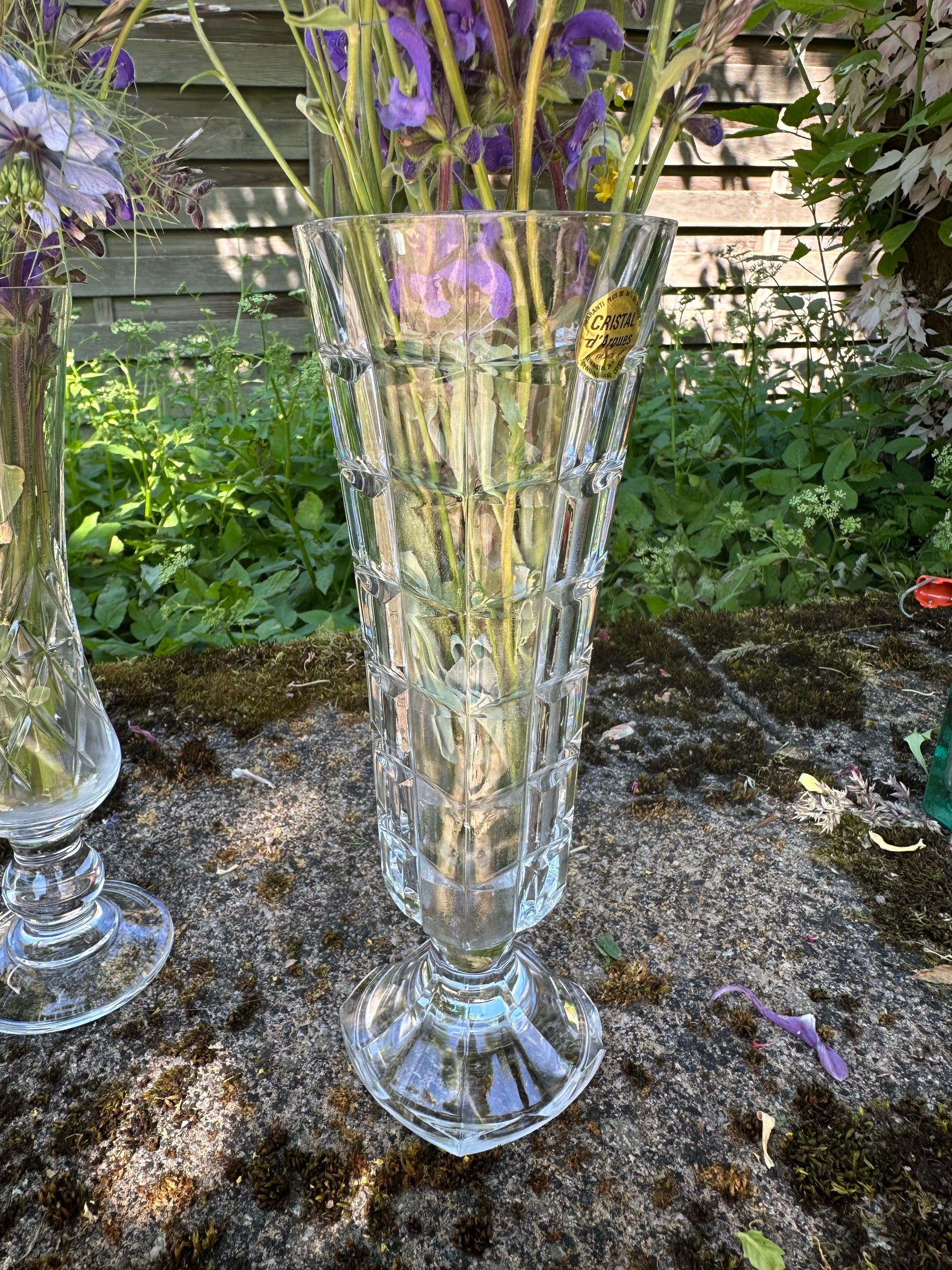 Trio de vases vintage en verre et cristal De Raymonde à Zoé