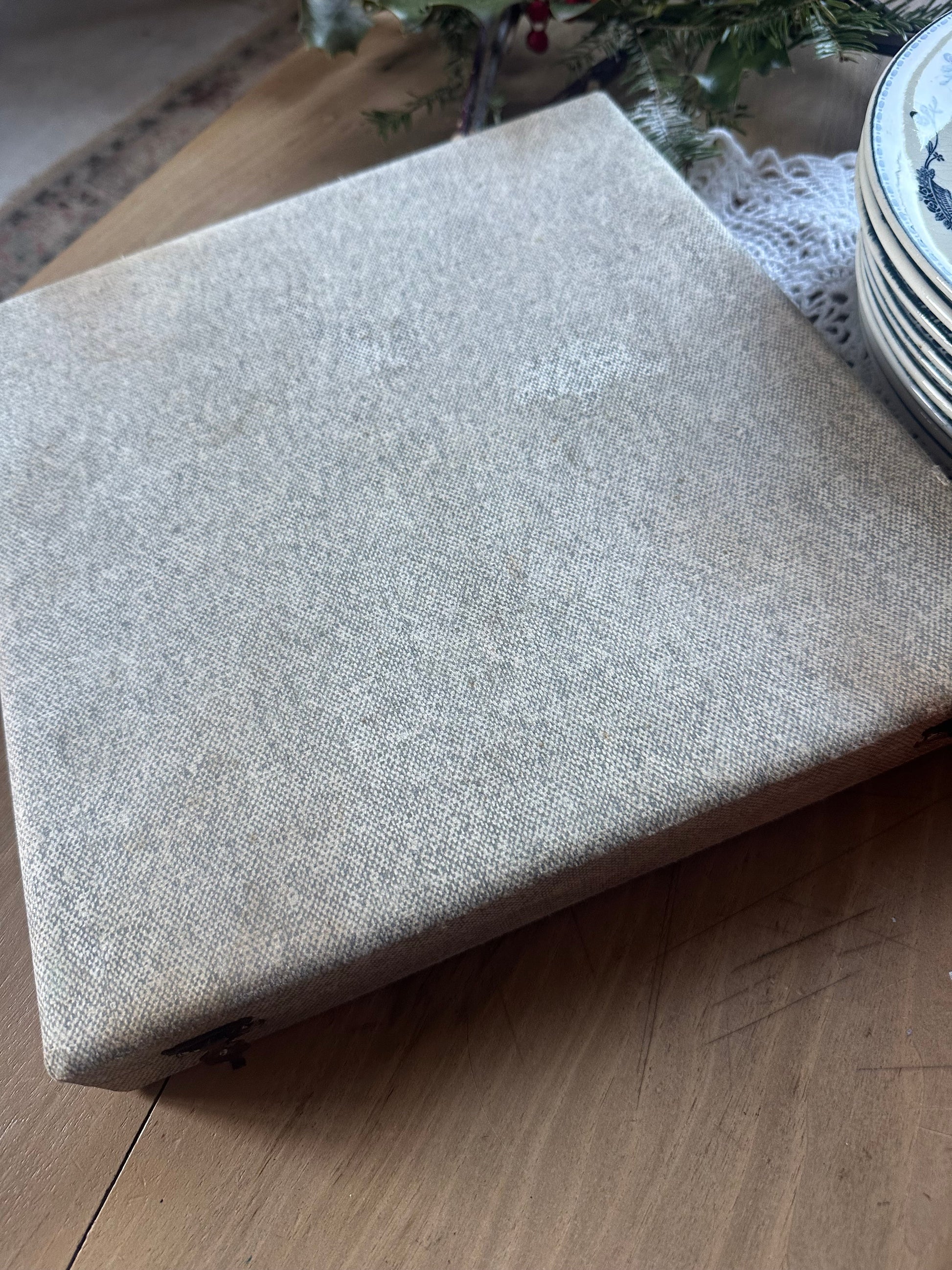 Ensemble de 24 couteaux vintage dans leur étui De Raymonde à Zoé