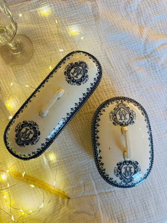 Ensemble de toilettes très ancien terre de fer De Raymonde à Zoé