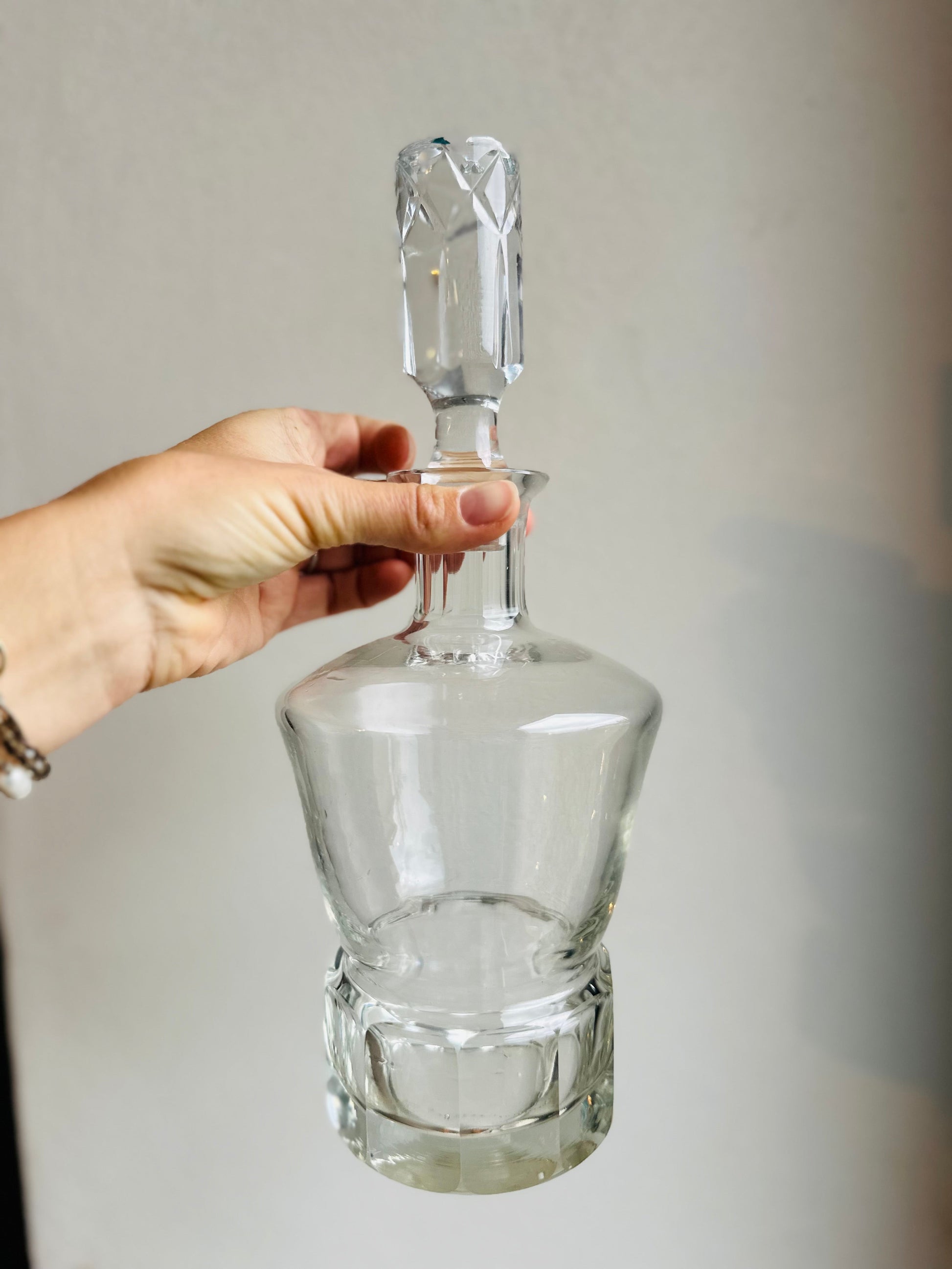 Carafe en cristal de Lorraine De Raymonde à Zoé