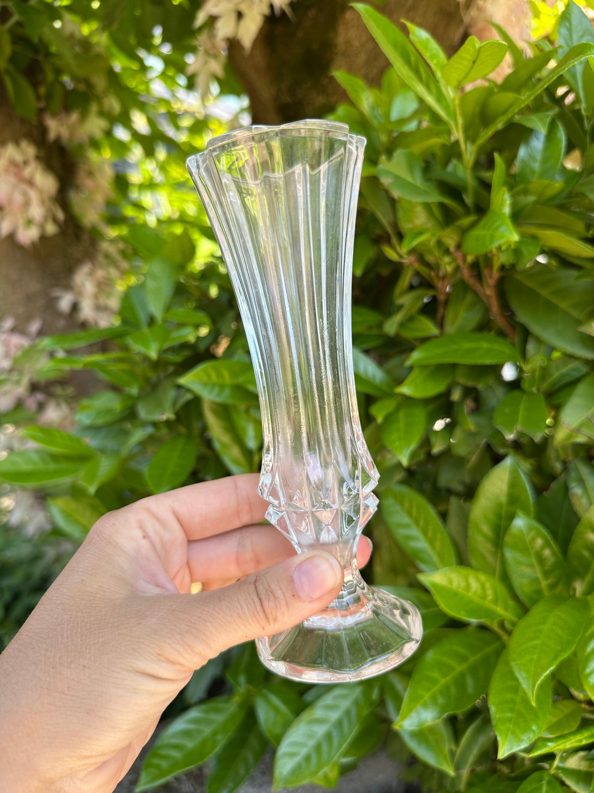 Trio de vases vintage en verre et cristal De Raymonde à Zoé