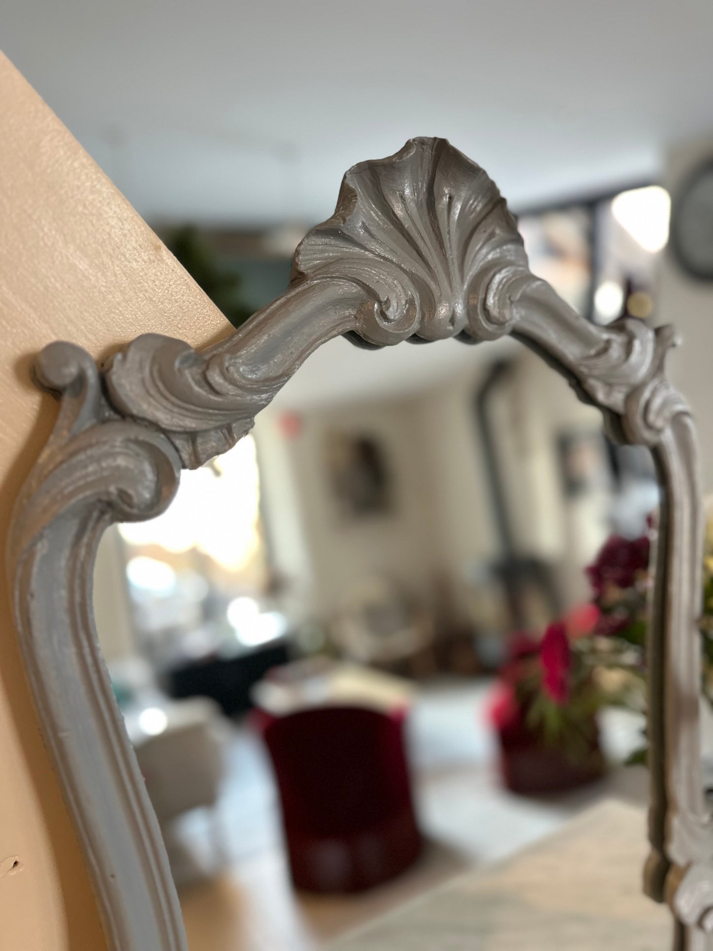 Miroir de style baroque gris-bleu