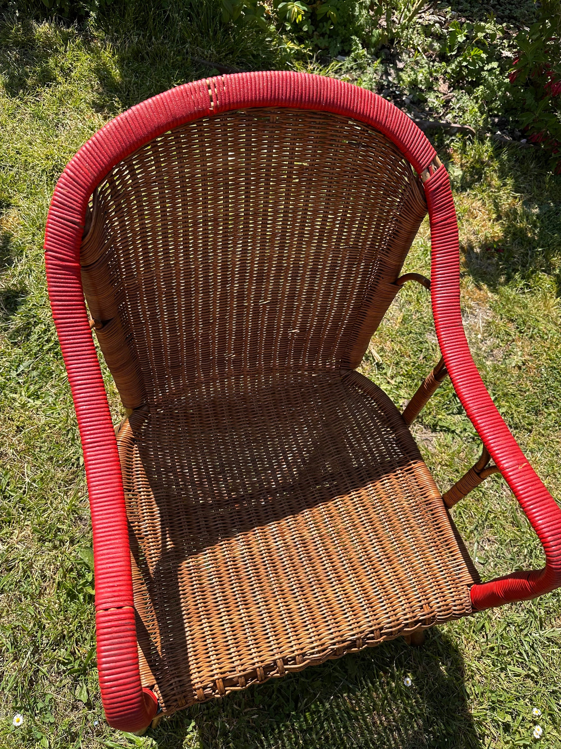Salon de jardin en rotin vintage De Raymonde à Zoé