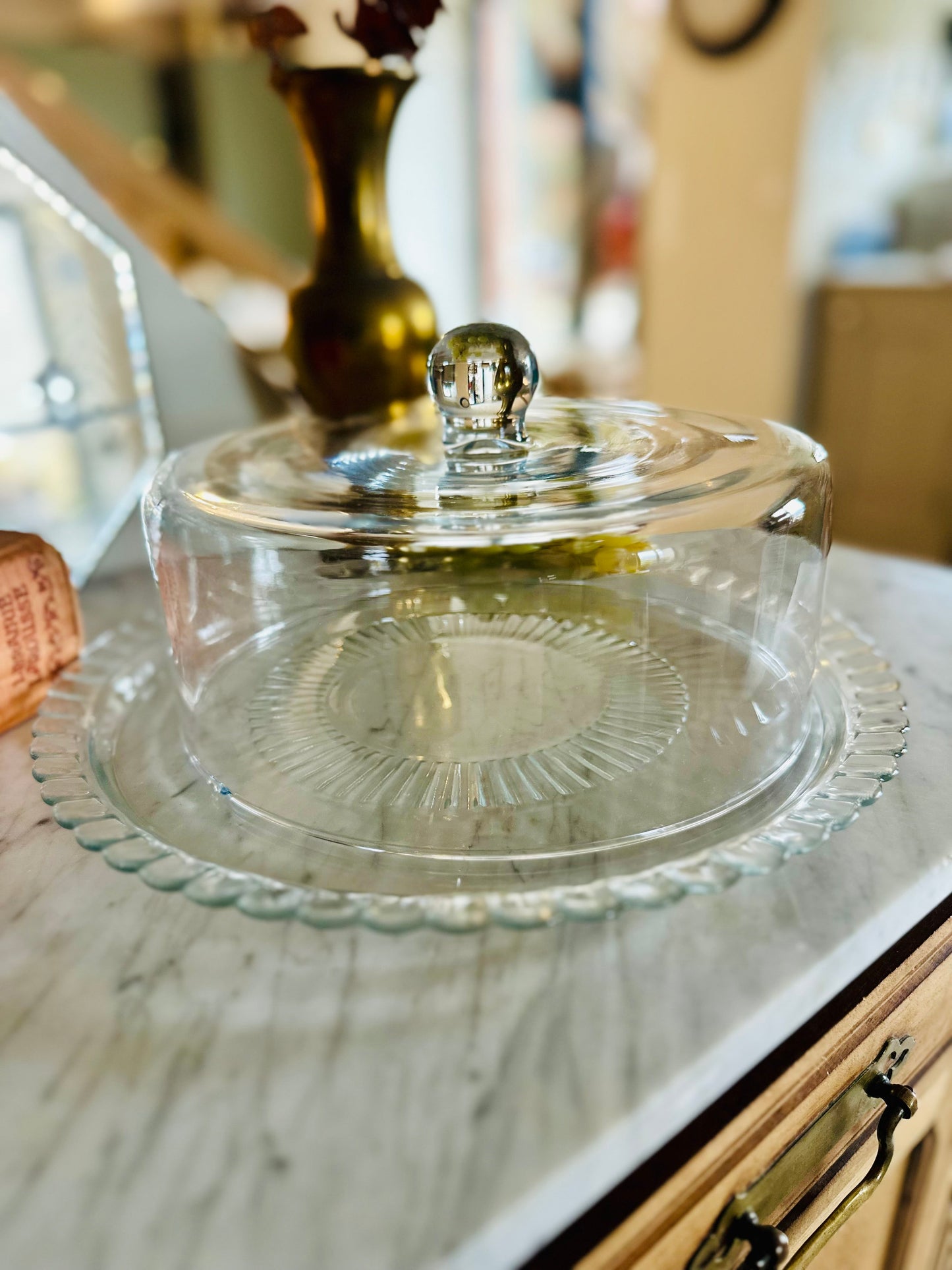 Plat à tarte ou à fromages avec son couvercle De Raymonde à Zoé