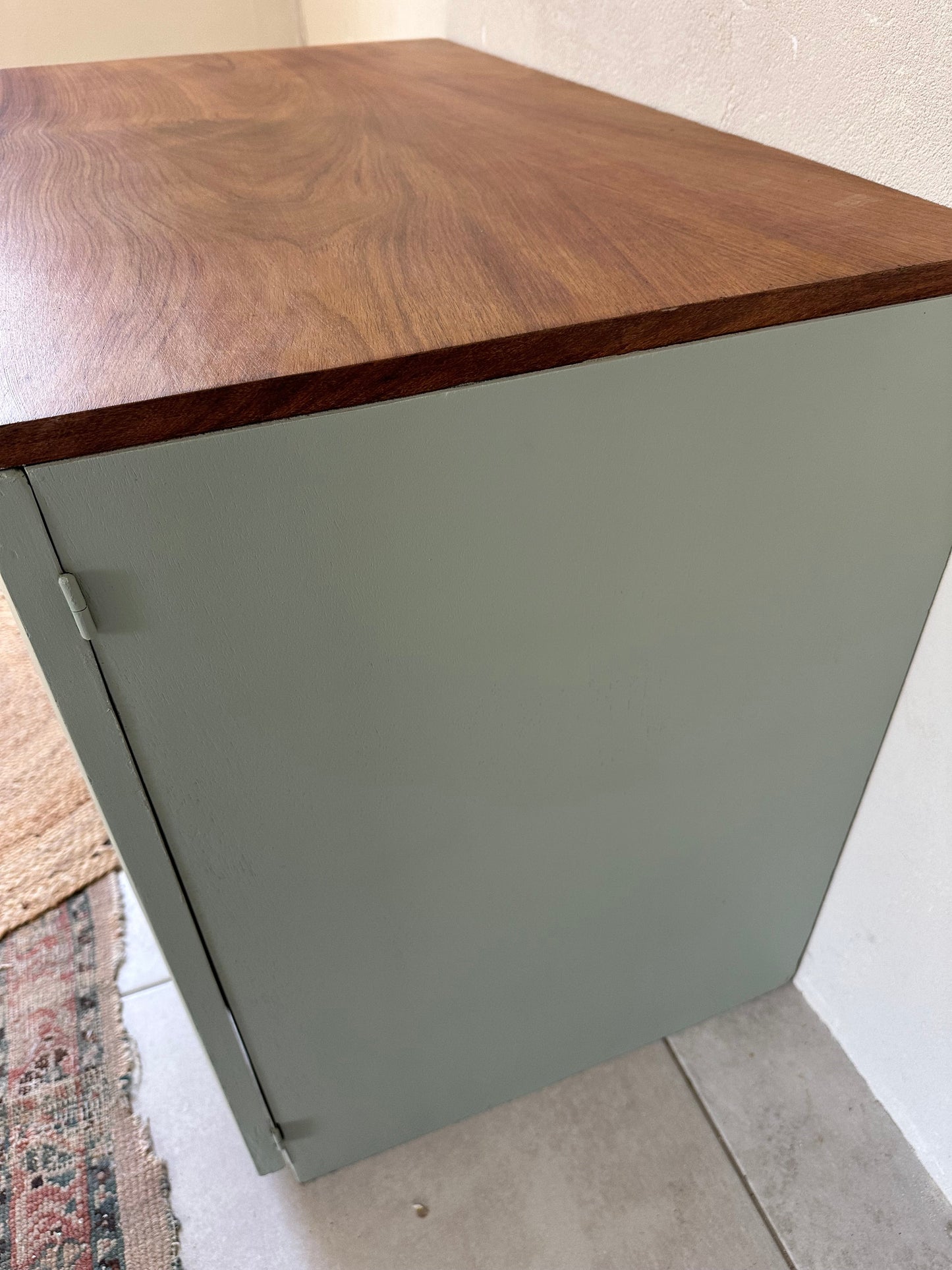 Bureau vintage relooké De Raymonde à Zoé