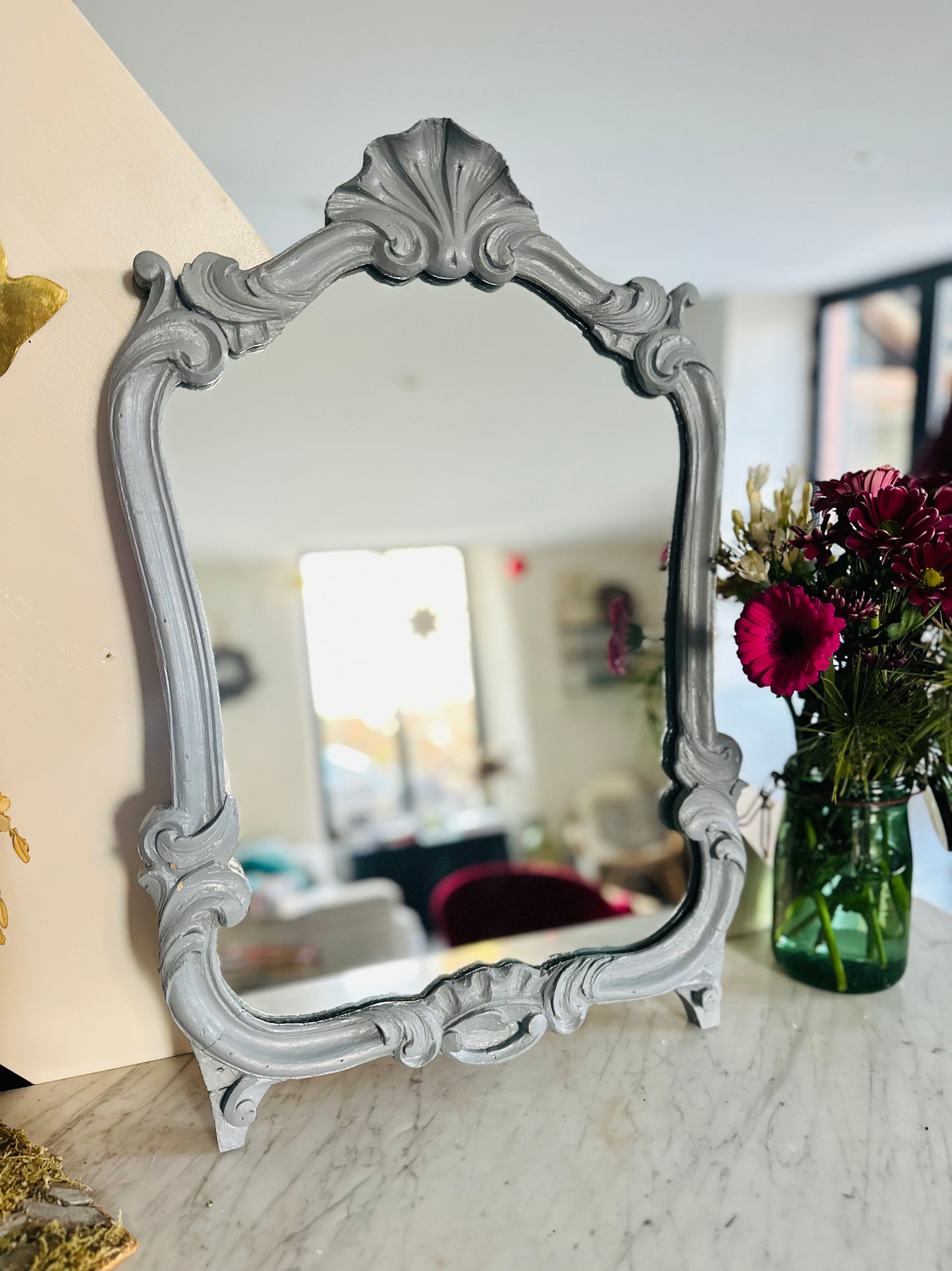 Miroir de style baroque gris-bleu