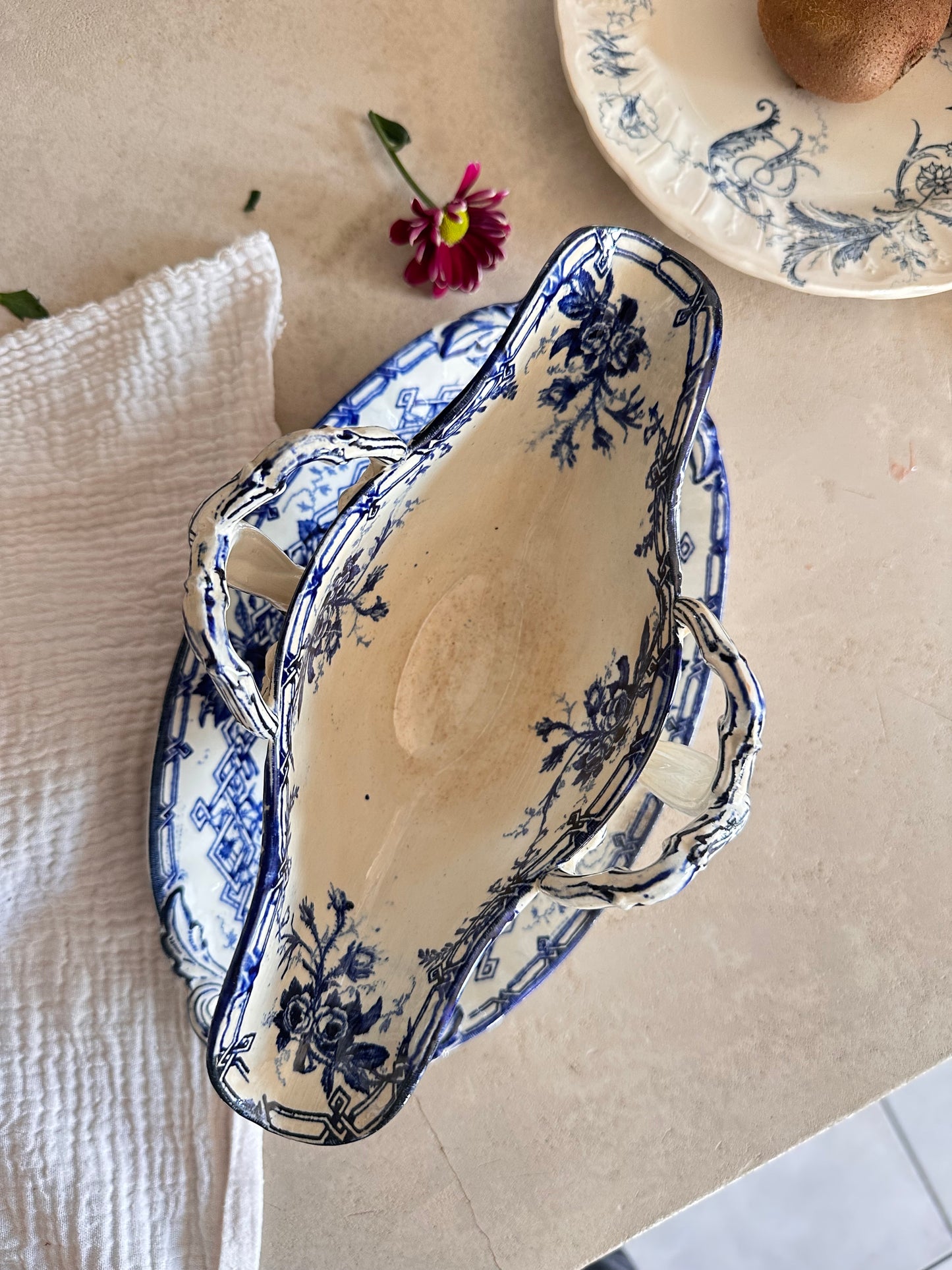 Saucière ancienne 19e siècle Creil & Montereau