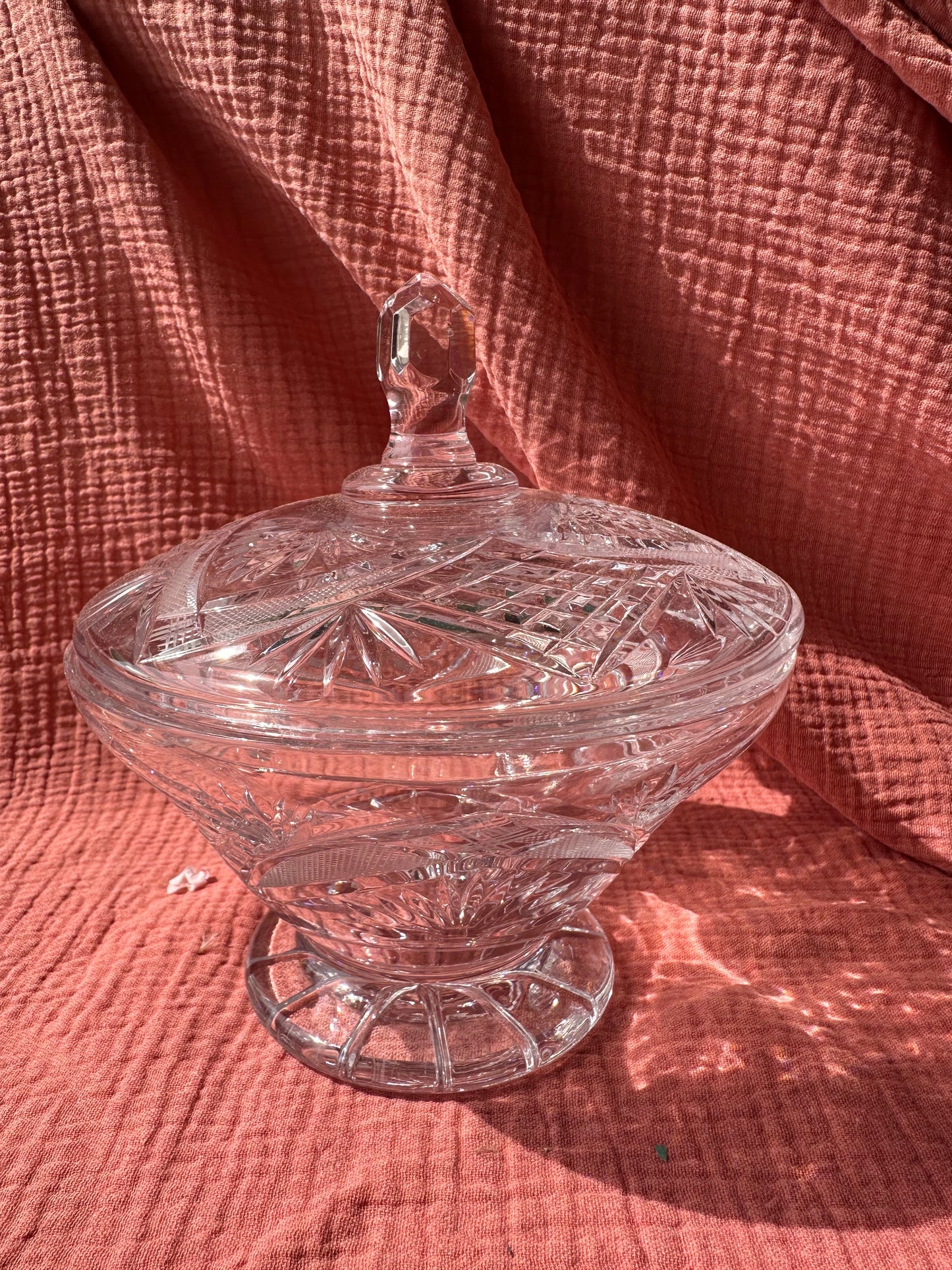 Bonbonnière en cristal De Raymonde à Zoé