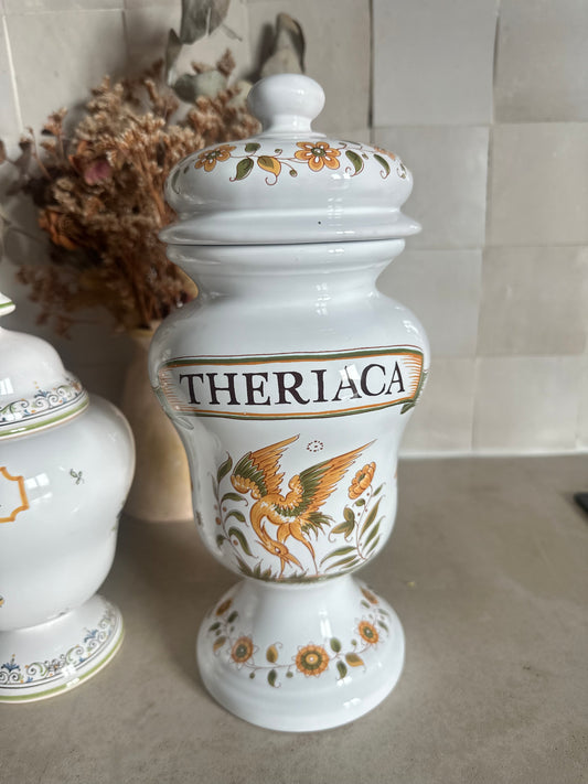 Pot à pharmacie « Theriaca »  en faïence de Moustiers