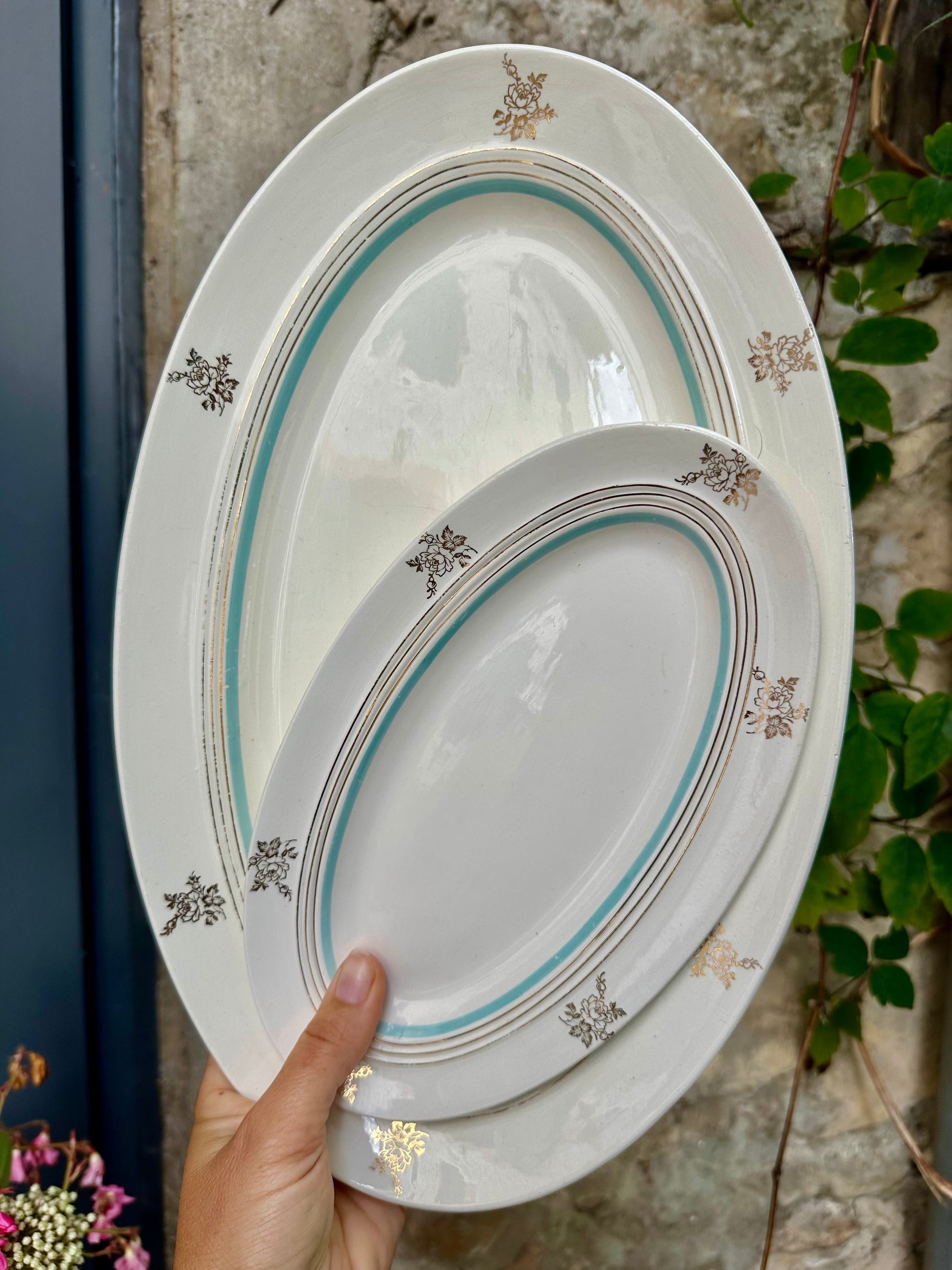 Duo de plats en faïence De Raymonde à Zoé