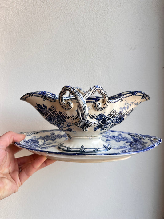 Saucière ancienne 19e siècle Creil & Montereau