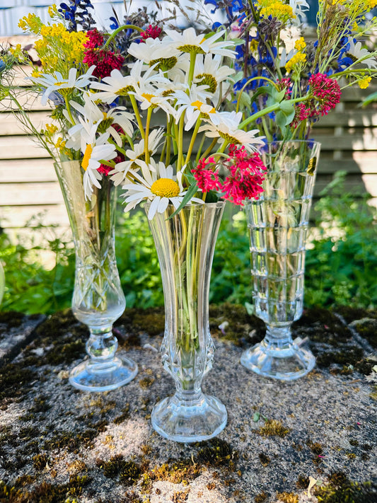 Trio de vases vintage en verre et cristal De Raymonde à Zoé