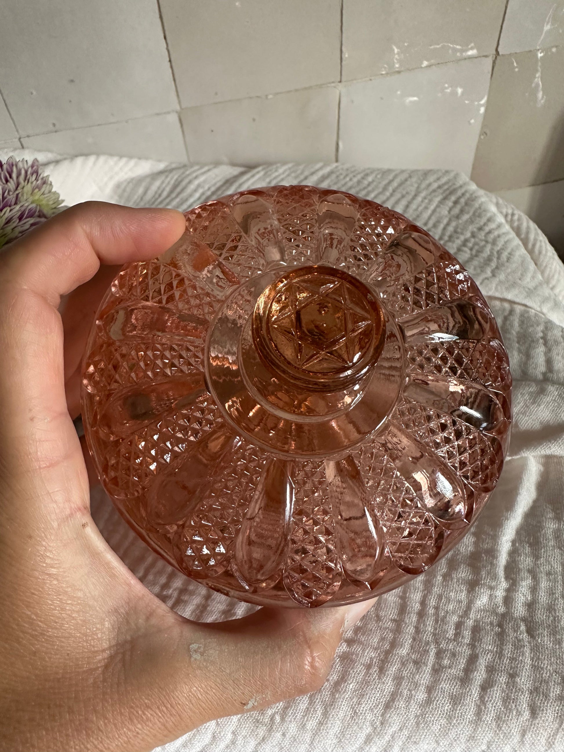 Boite à bijoux en verre rosée De Raymonde à Zoé