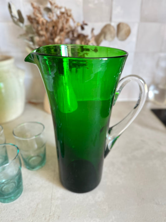 Grande carafe en verre verte De Raymonde à Zoé