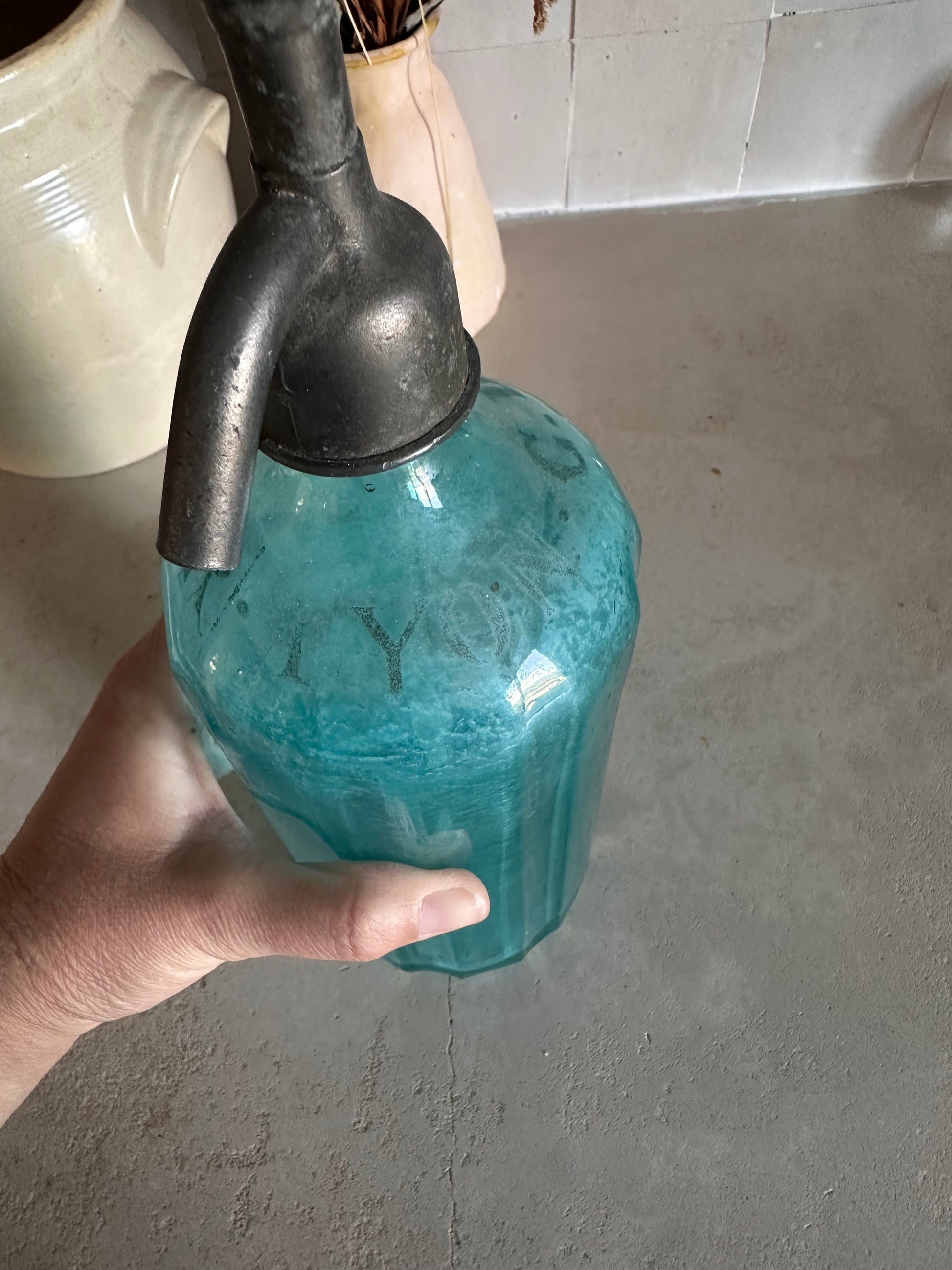 Siphon vintage bleu turquoise De Raymonde à Zoé