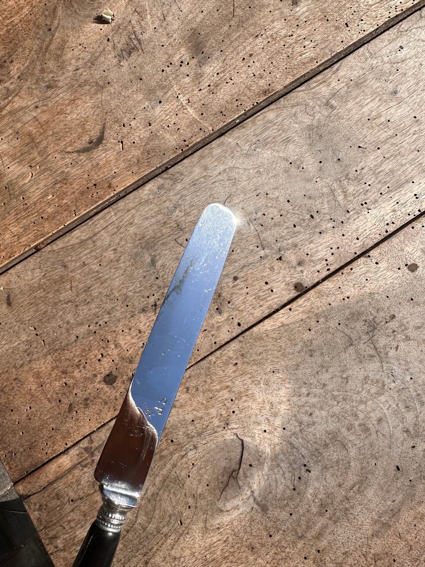 Ensemble de 11 couteaux ancien dans leur étui De Raymonde à Zoé