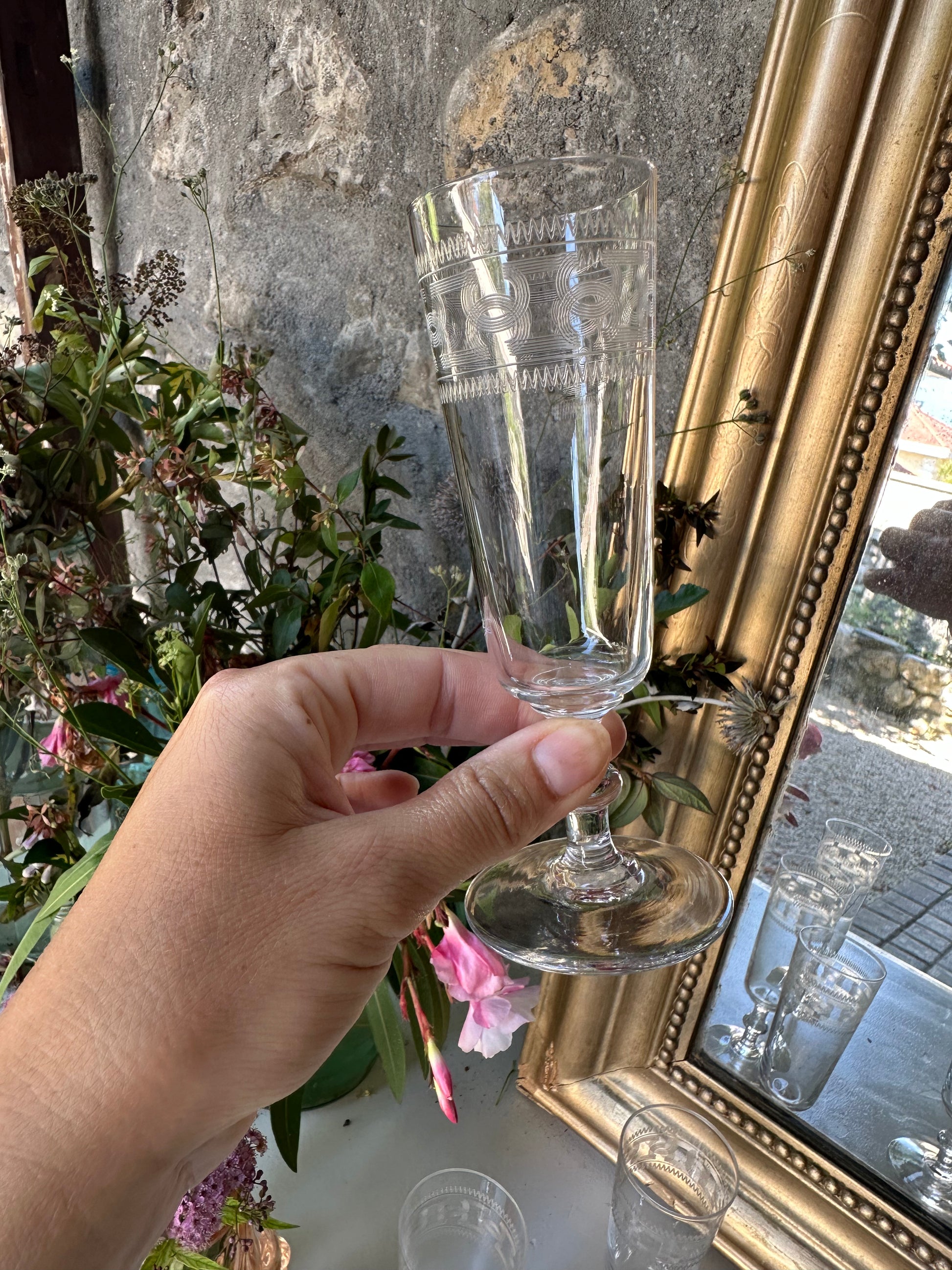 7 flûtes à champagne en cristal De Raymonde à Zoé