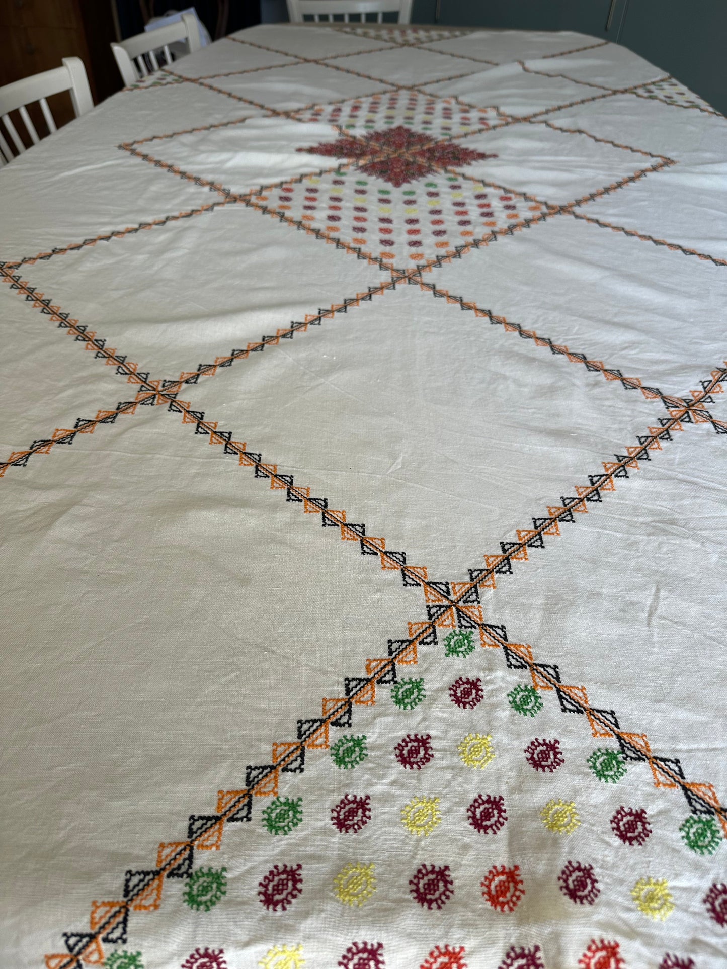Nappes et 12 serviettes en broderie marocaine De Raymonde à Zoé