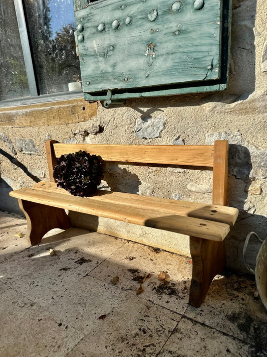 Banc ancien pour enfant De Raymonde à Zoé