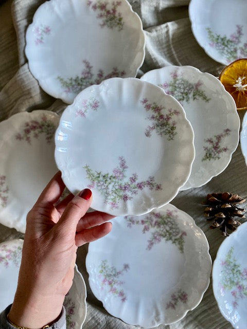 Ensemble de 8 assiettes à dessert en porcelaine De Raymonde à Zoé