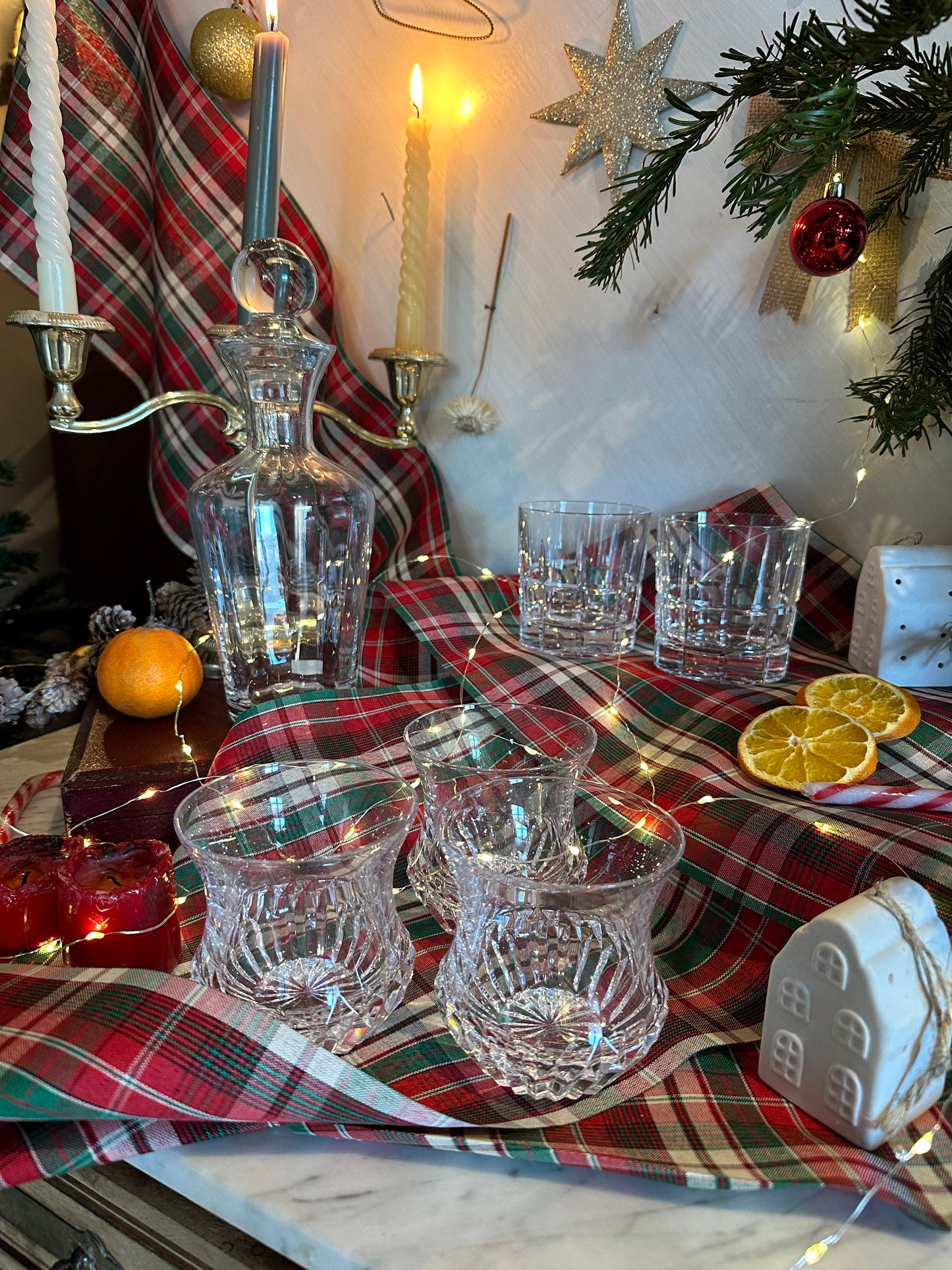 Carafe en verre avec bouchon rond De Raymonde à Zoé