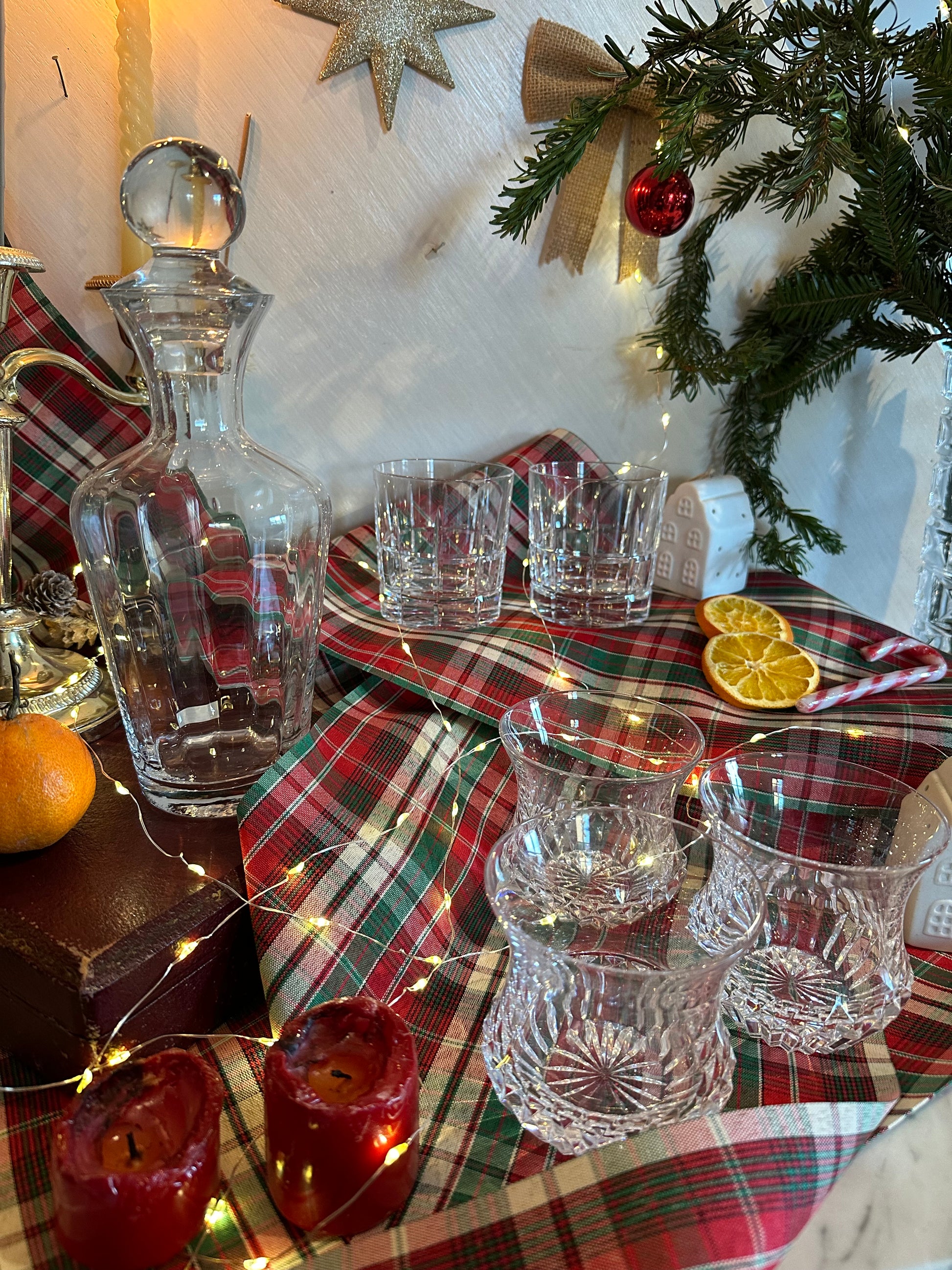 Carafe en verre avec bouchon rond De Raymonde à Zoé