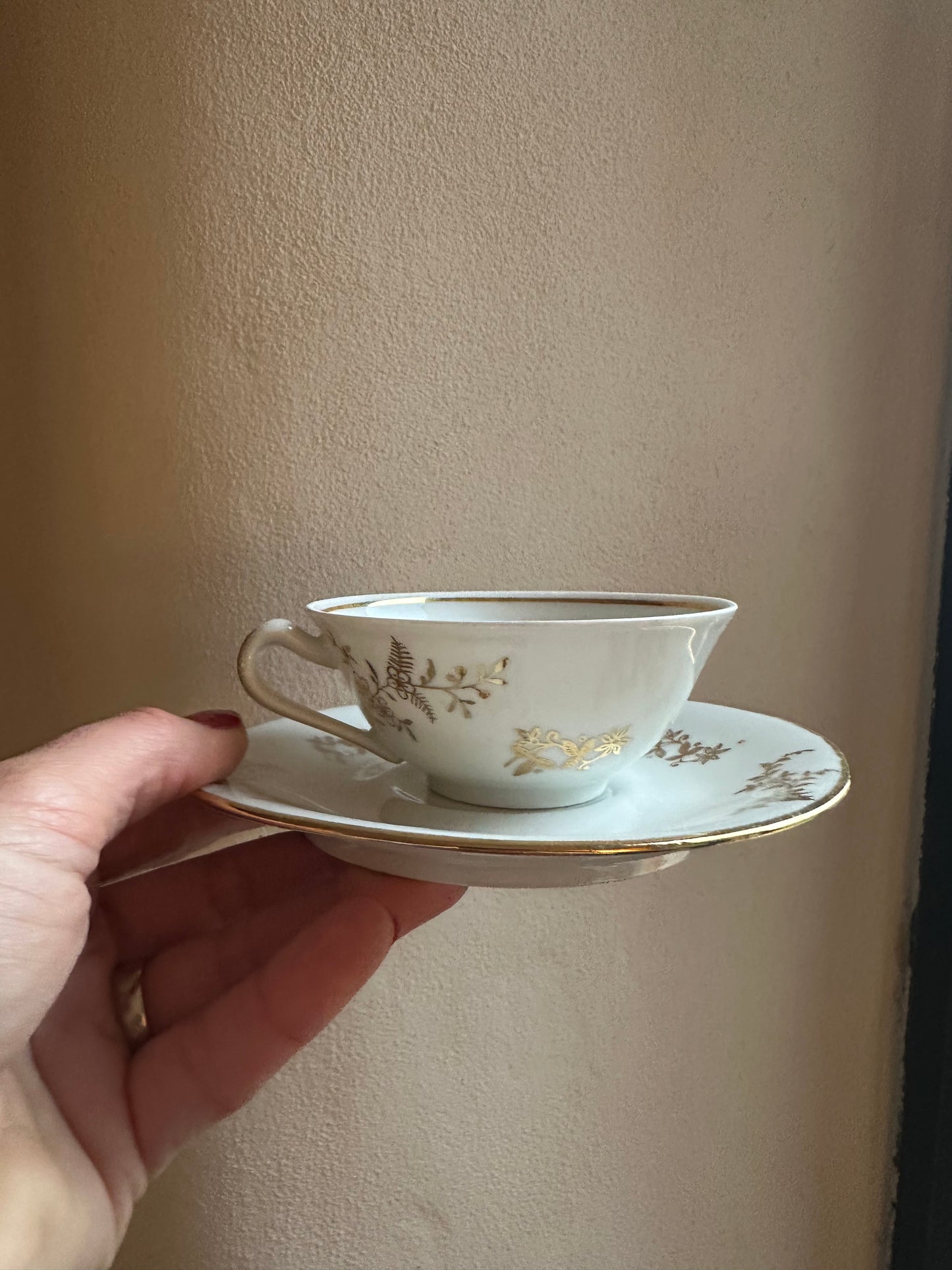 Duo de tasses à thé et leur soucoupe assortie. (Copie) De Raymonde à Zoé