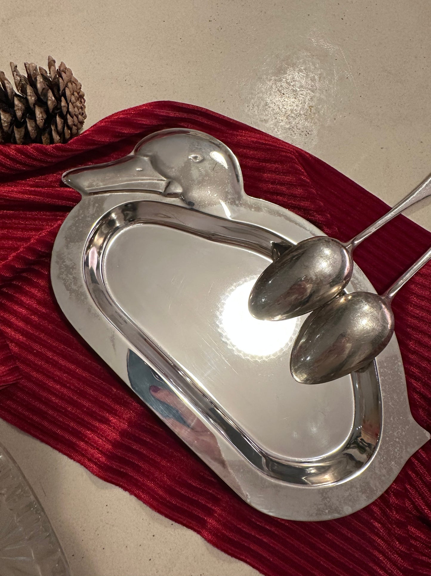 Plat à foie gras vintage en inox De Raymonde à Zoé