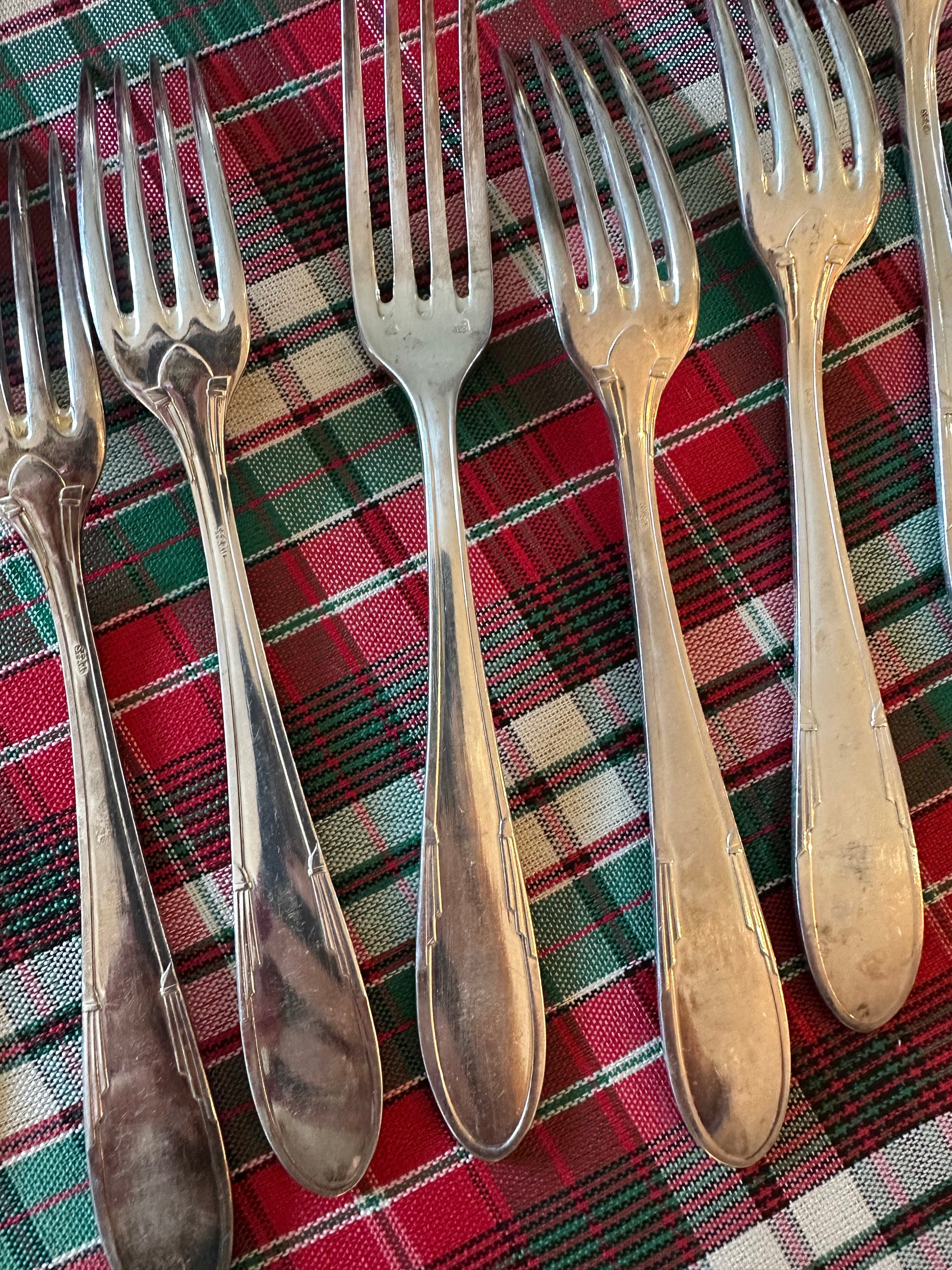 Ensemble de 12 fourchettes à dessert De Raymonde à Zoé