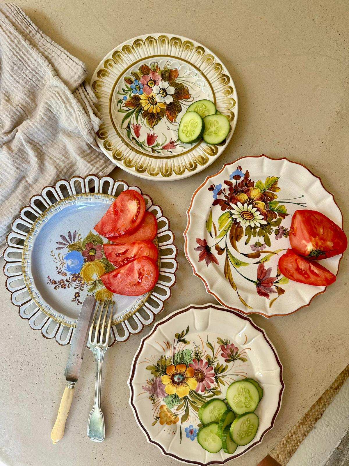 Ensemble de 4 assiettes dépareillées De Raymonde à Zoé