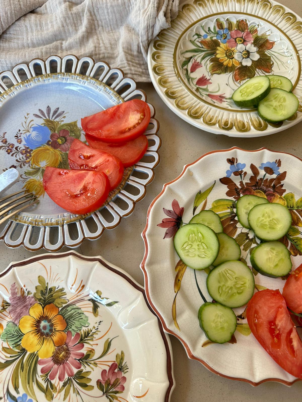 Ensemble de 4 assiettes dépareillées De Raymonde à Zoé